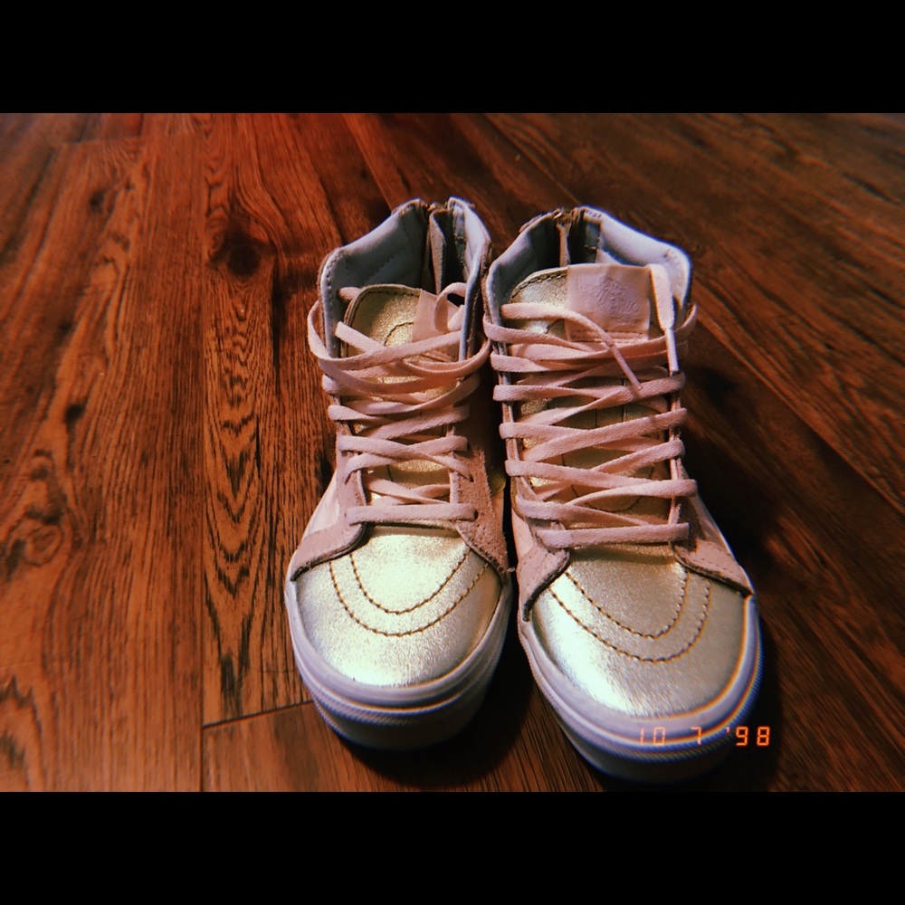 Brand new pink and gold vans